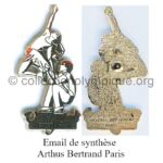 102 09 media press agencies Vandystadt Allsport Photo pin France white - silver synthetic enamel signed by Arthus Bertrand Paris