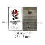 12 01 Club Coubertin Ibm logo vertical argent, au dos ©, 27 x 15 mm émail grand feu