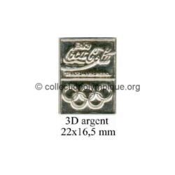 28_04 TOP club Coca-Cola pin 3D silvered 22 x 16.5 mm