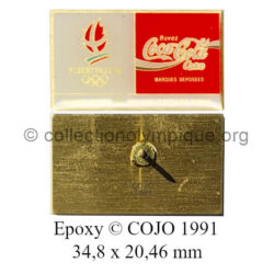 30_08 TOP club Coca-Cola pin epoxy 34.8 x 20.46 mm signed © COJO 1991