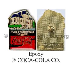 35_01 the town hall TOP club Coca-Cola pin epoxy signed ® COCA COLA CO.
