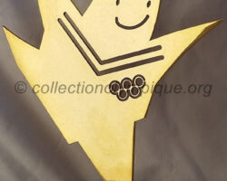 Magic the elf, golden metal height 25 cm olympic mascot